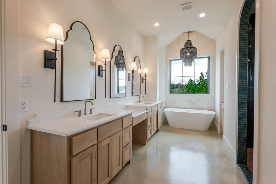 Furnished interior view inside a new home in Eagles Bluff, Weatherford (Image 16).