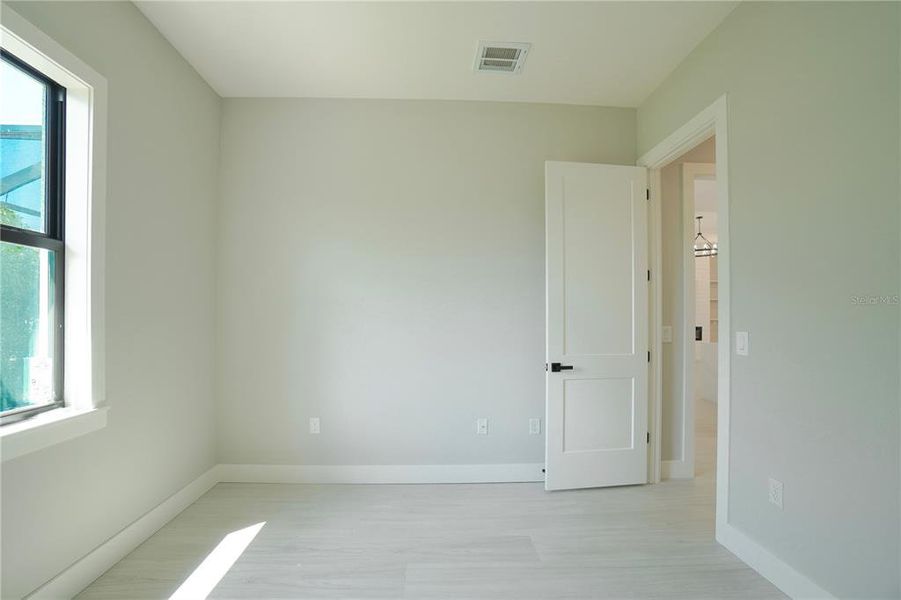 Spacious, unfurnished interior of a new home in , Rotonda West (Image 22).
