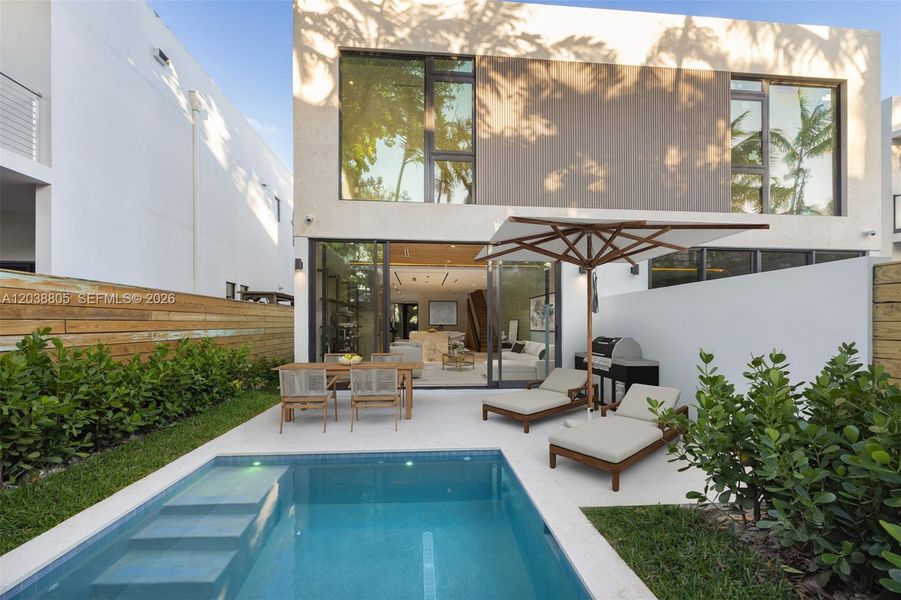 Exterior details and patio area of a home in , Miami (Image 23).