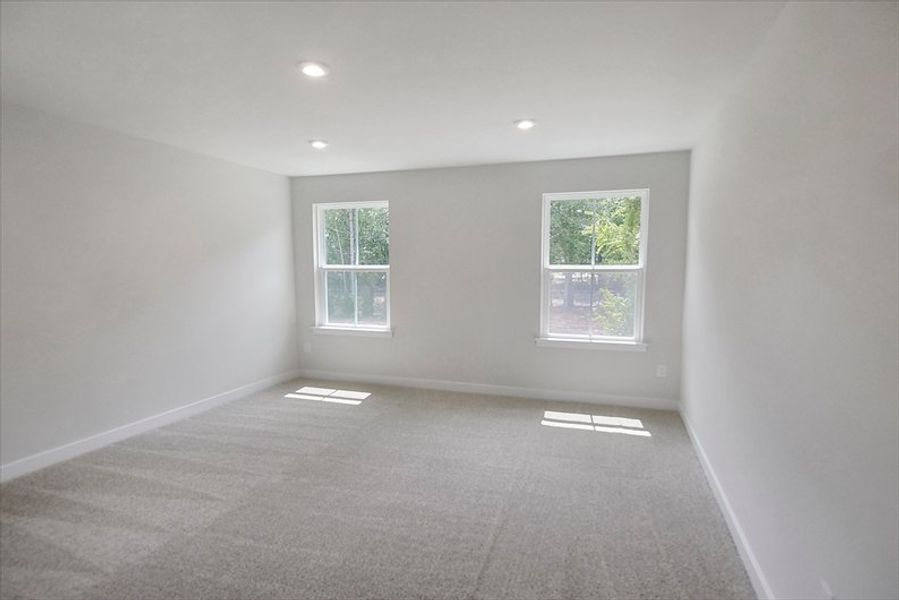 Spacious, unfurnished interior of a new home in Layton Hall, Mauldin (Image 11).