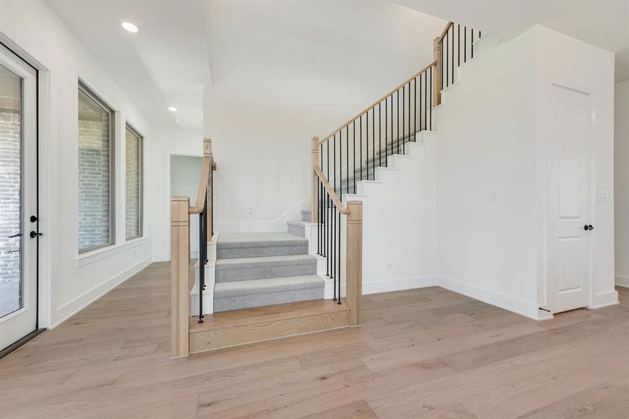 Spacious, unfurnished interior of a new home in The Homestead - 62', Rockwall (Image 34).