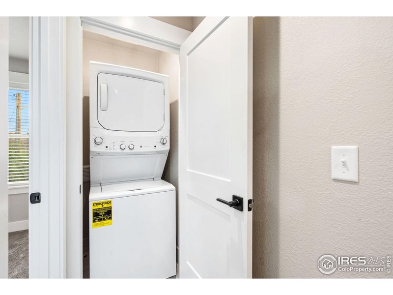 Clothes Washer and Clothes Dryer included