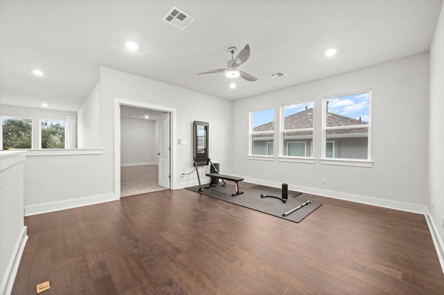 Spacious, unfurnished interior of a new home in Bluffview 50s, Leander (Image 18). Spacious, unfurnished interior of a new home in Bluffview 50s, Leander (Image 18).