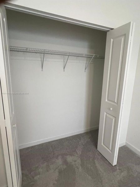 Spacious, unfurnished interior of a new home in , Pembroke Pines (Image 20).