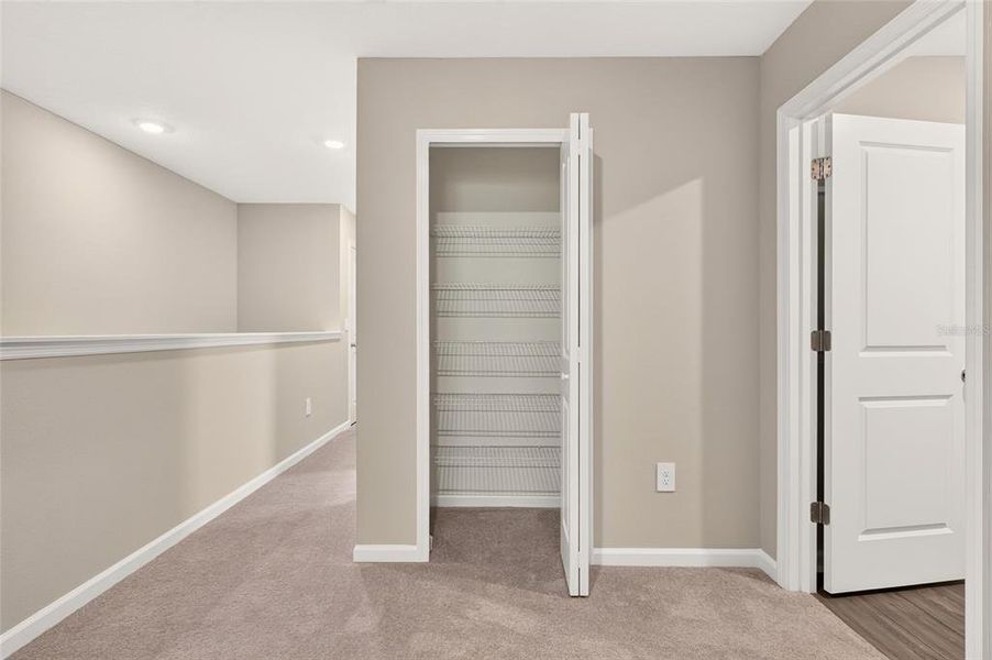 Spacious, unfurnished interior of a new home in , Alachua (Image 38).