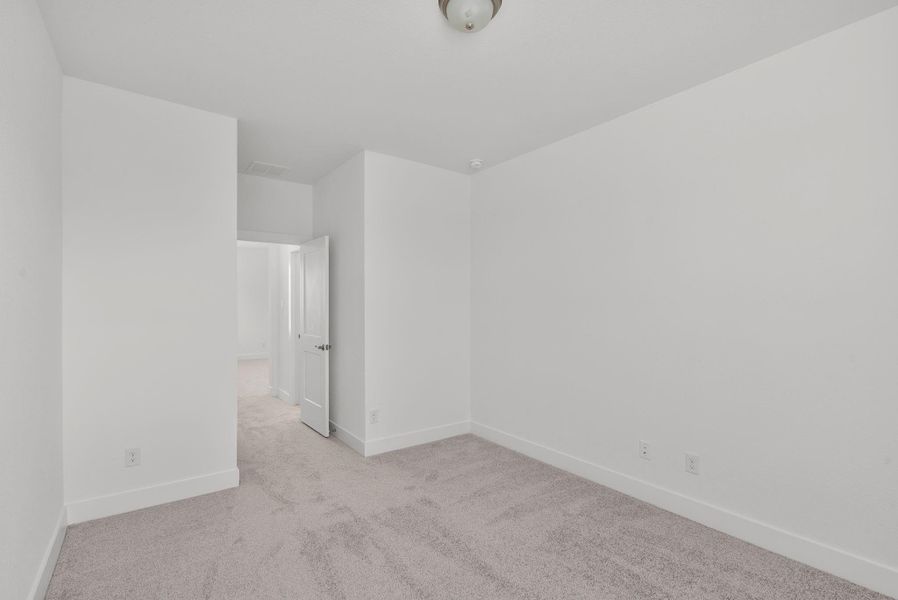 Spacious, unfurnished interior of a new home in The Trails, New Caney (Image 21).