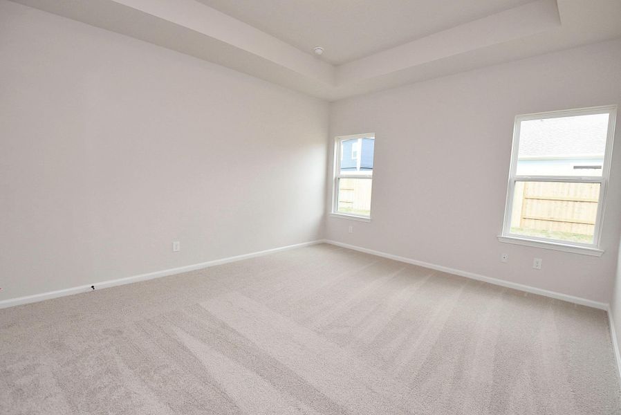 Spacious, unfurnished interior of a new home in Fulshear Lakes, Fulshear (Image 21).