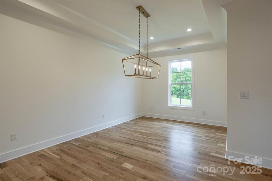 Spacious, unfurnished interior of a new home in , Nebo (Image 25).