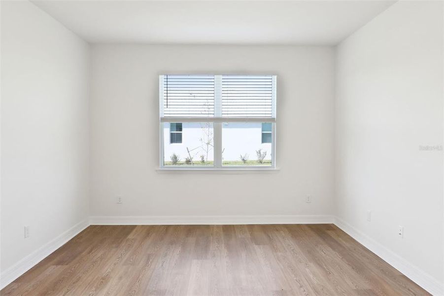 Spacious, unfurnished interior of a new home in Crescent Lakes - Reserve Series, Punta Gorda (Image 15). Spacious, unfurnished interior of a new home in Crescent Lakes - Reserve Series, Punta Gorda (Image 15).