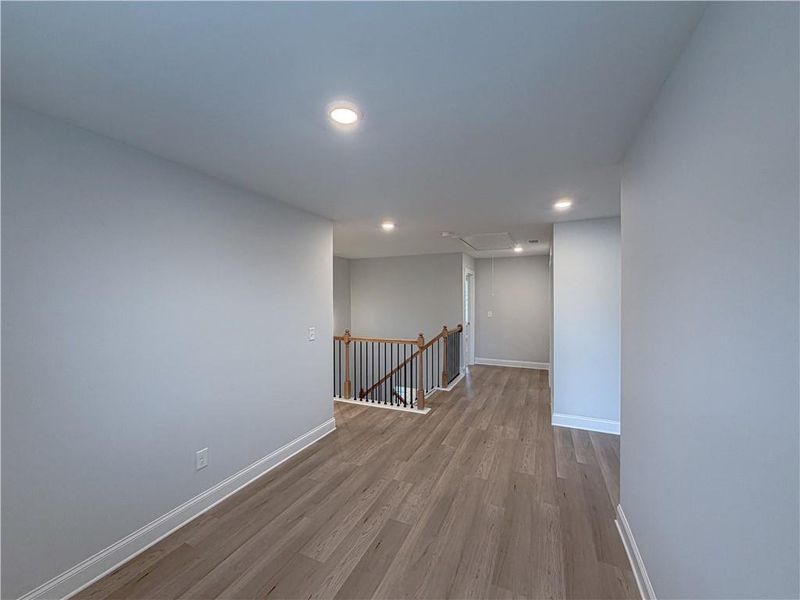 Spacious, unfurnished interior of a new home in , Dallas (Image 32).