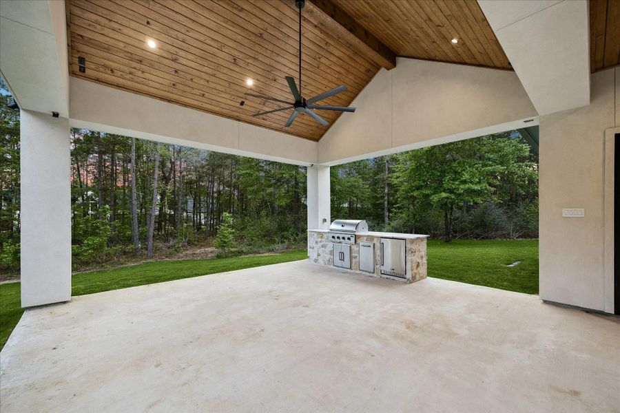 Exterior details and patio area of a home in , Montgomery (Image 28).