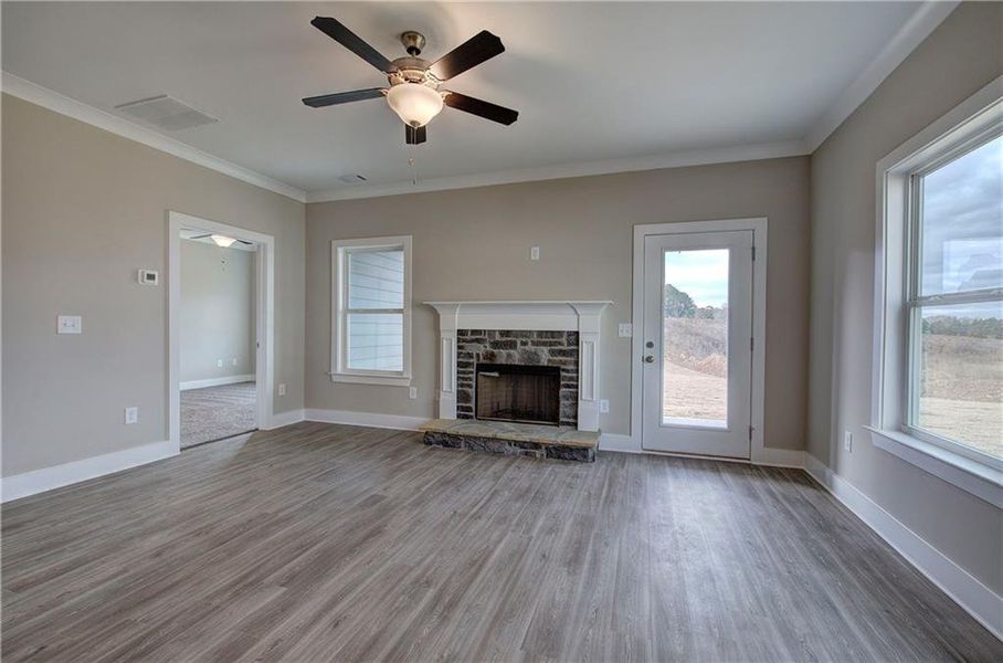 Spacious, unfurnished interior of a new home in , Cartersville (Image 28).