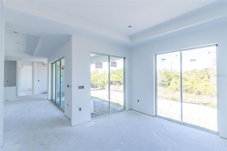 Spacious, unfurnished interior of a new home in , Port Charlotte (Image 14).