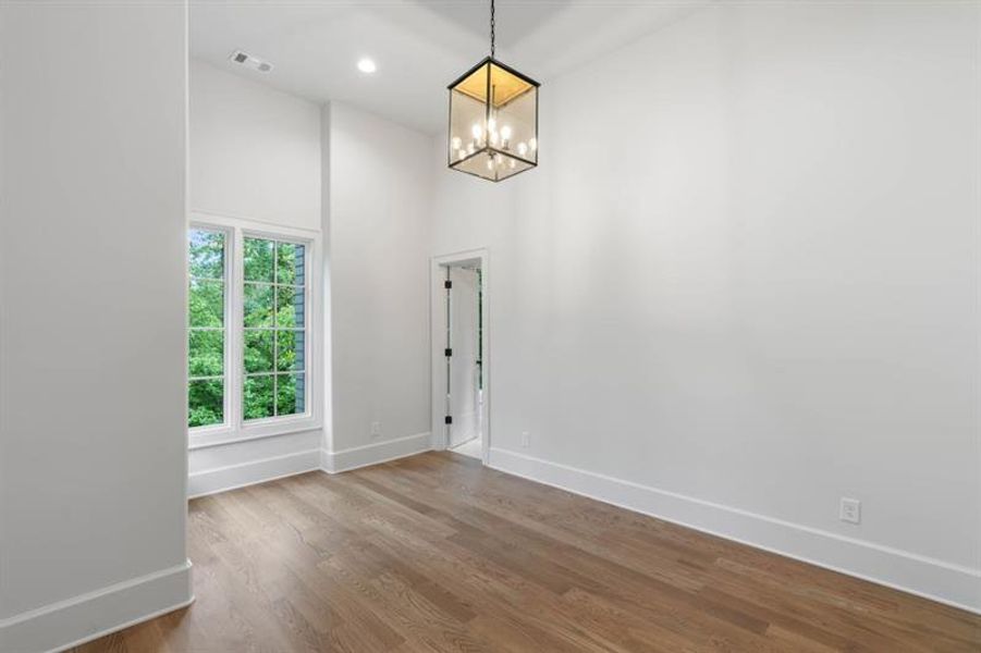 Spacious, unfurnished interior of a new home in , Atlanta (Image 26).