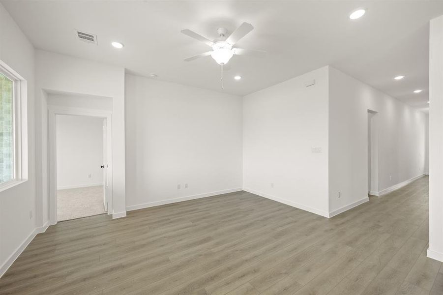 680 Tyronza- Living Room-2