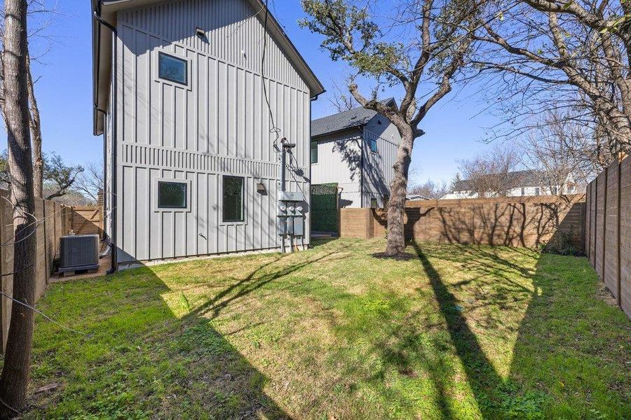 Exterior details and patio area of a home in , Austin (Image 23).