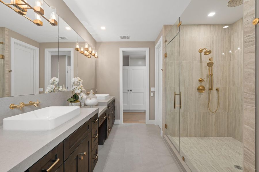 Furnished interior view inside a new home in , Houston (Image 17).