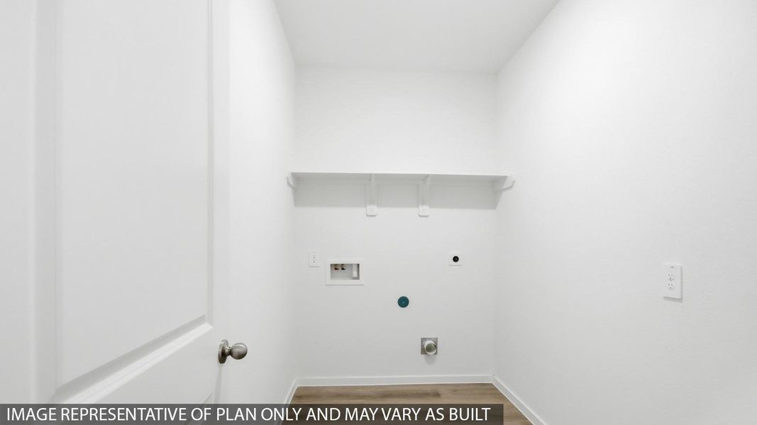 Spacious, unfurnished interior of a new home in New Waverly Station, New Waverly (Image 11).