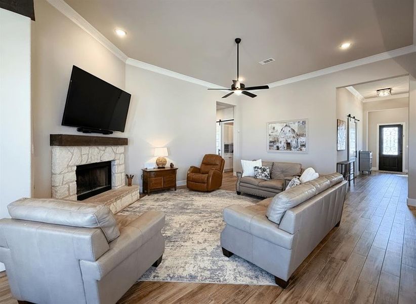 Furnished interior view inside a new home in Rocky Top, Krum (Image 14).