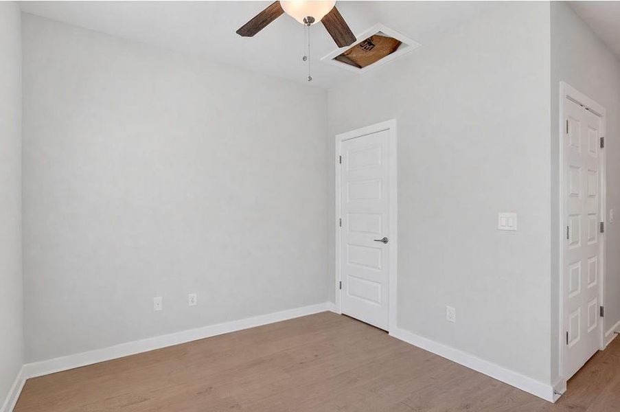 Spacious, unfurnished interior of a new home in , Fayetteville (Image 15).