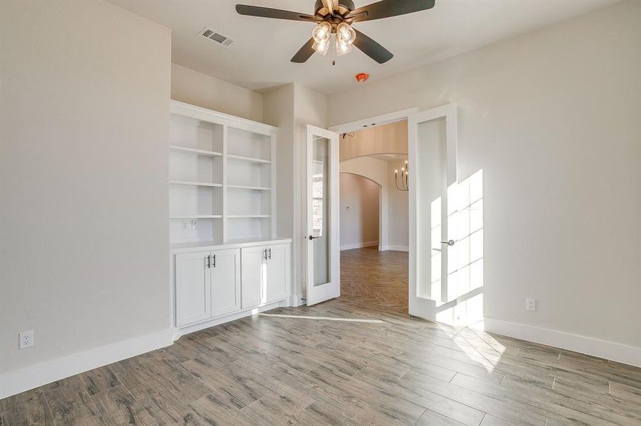 Spacious, unfurnished interior of a new home in , Springtown (Image 25).