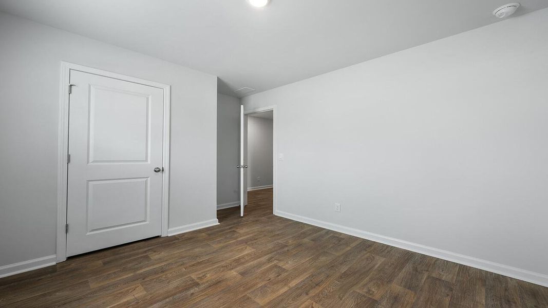 Spacious, unfurnished interior of a new home in Center Pointe, Santee (Image 15).