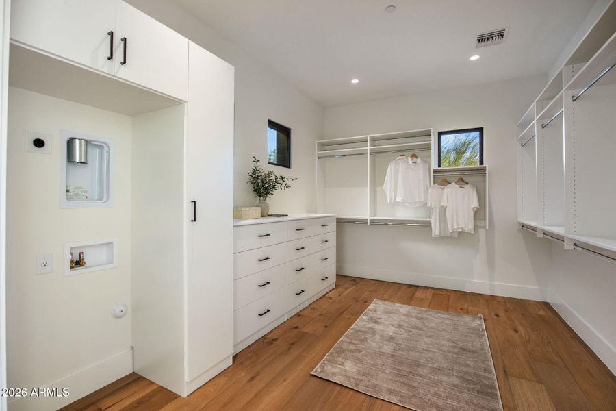 Primary Closet-2