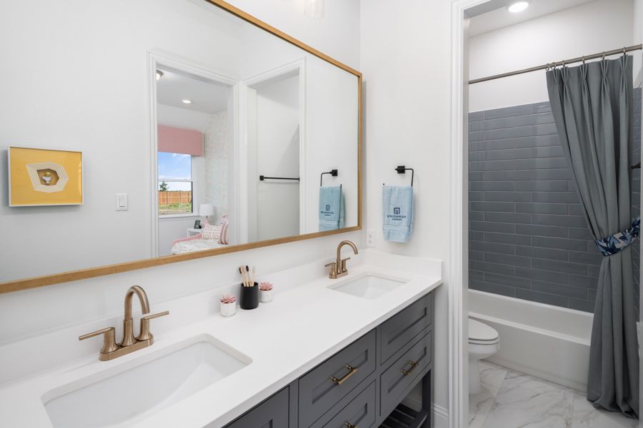Representative furnished interior of a home built from the Jackson by UnionMain Homes in Cambridge Crossing, Celina (Image 51).