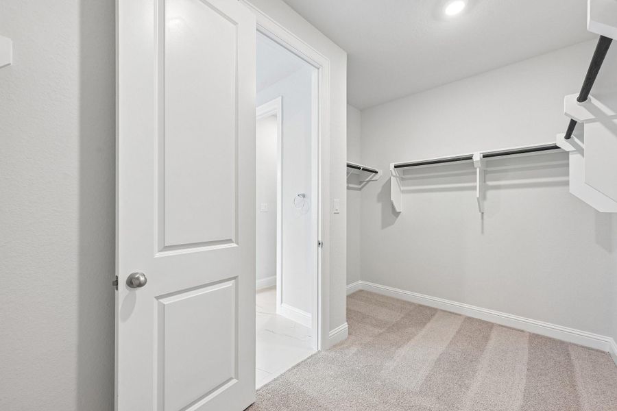 Spacious, unfurnished interior of a new home in Woodhavyn 50', Magnolia (Image 21). Spacious, unfurnished interior of a new home in Woodhavyn 50', Magnolia (Image 21).