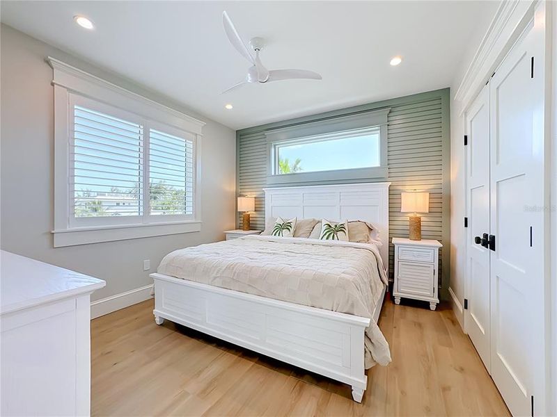 Furnished interior view inside a new home in , Bradenton Beach (Image 54).