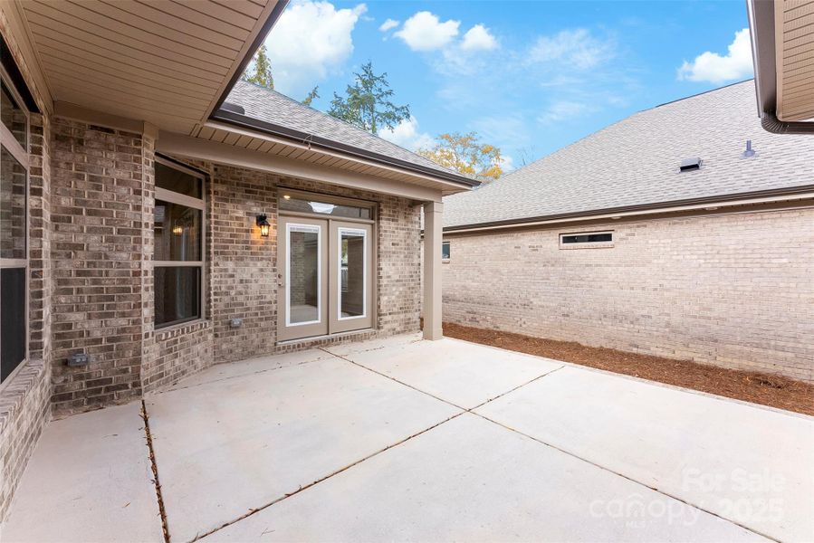 Exterior details and patio area of a home in The Courtyards on New Hope, Gastonia (Image 3).
