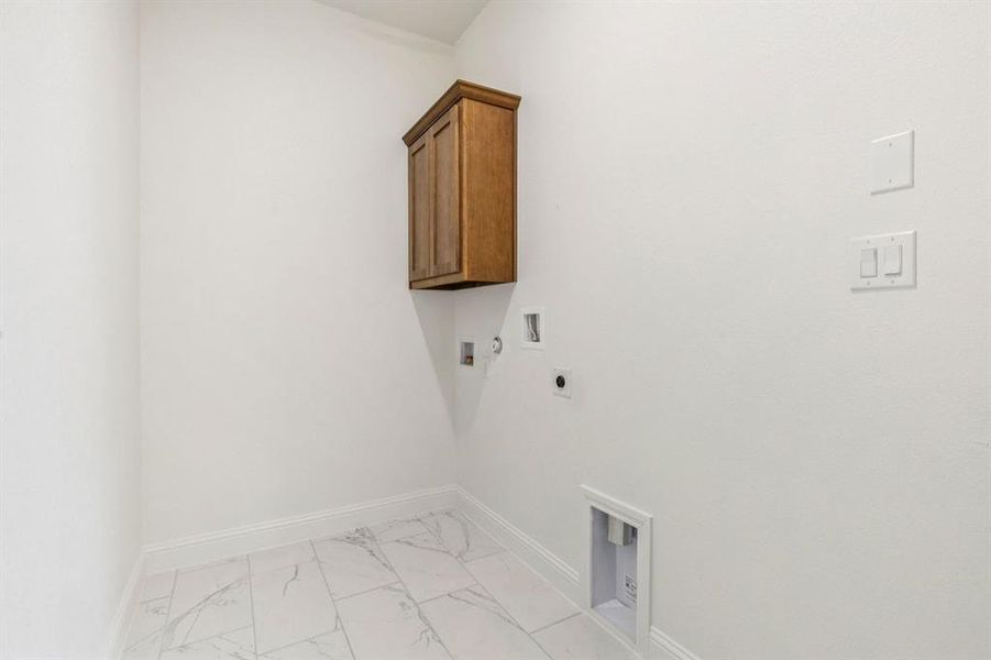 Spacious, unfurnished interior of a new home in Joshua Meadows, Joshua (Image 18).