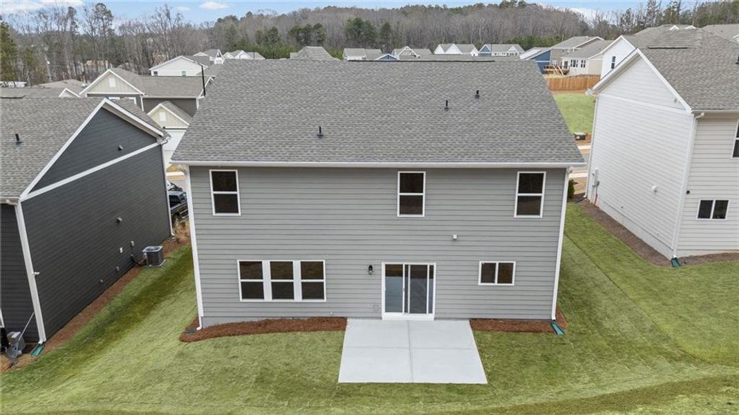Exterior details and patio area of a home in Sage Woods, Dallas (Image 4).