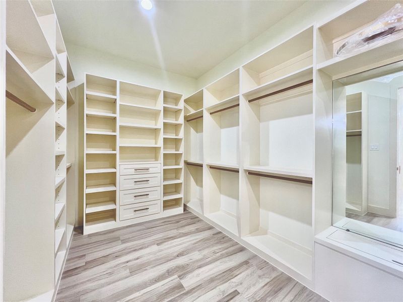 Furnished interior view inside a new home in , Dayton (Image 11).
