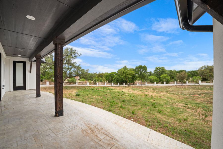 Exterior details and patio area of a home in , Buchanan Dam (Image 19).