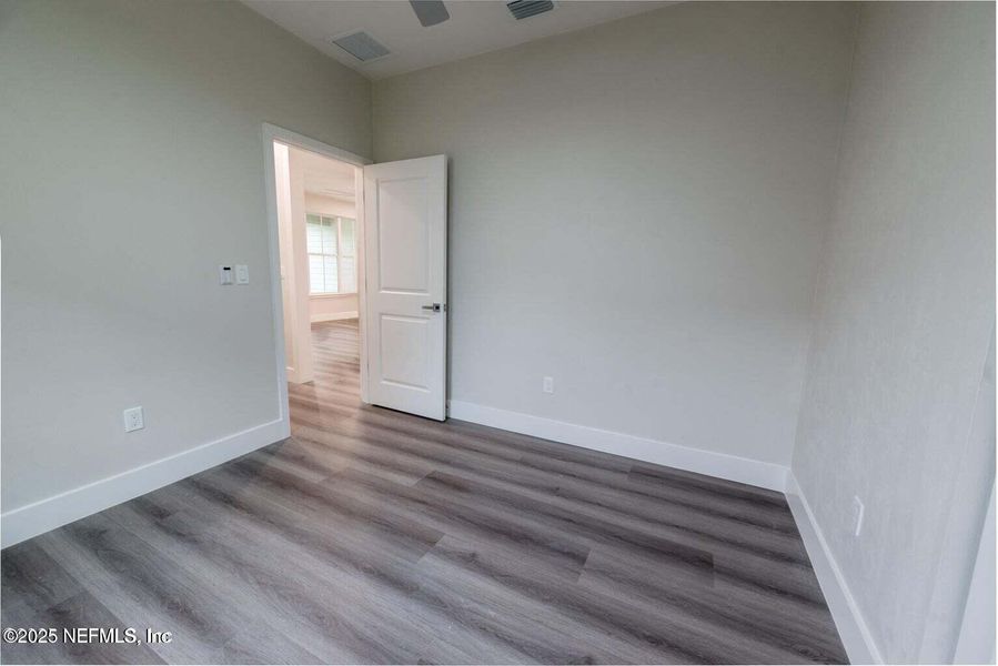 Spacious, unfurnished interior of a new home in , Starke (Image 24).