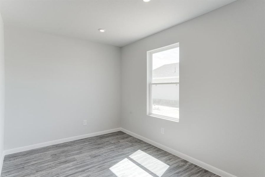 Spacious, unfurnished interior of a new home in Colony Park, Eastland (Image 36).