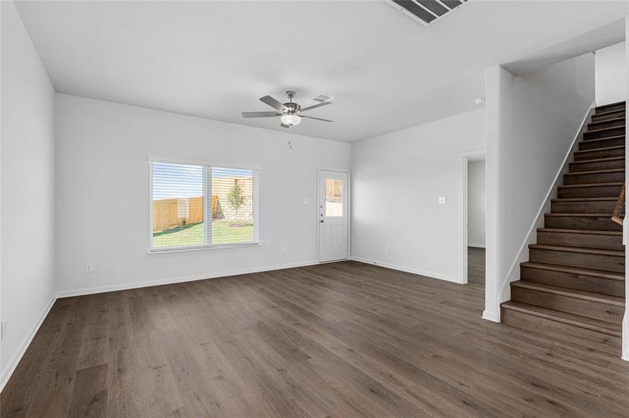 Spacious, unfurnished interior of a new home in Vista West, Fort Worth (Image 7).