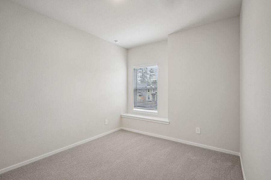 Spacious, unfurnished interior of a new home in Pinewood Trails - City Series, Atascocita (Image 34).