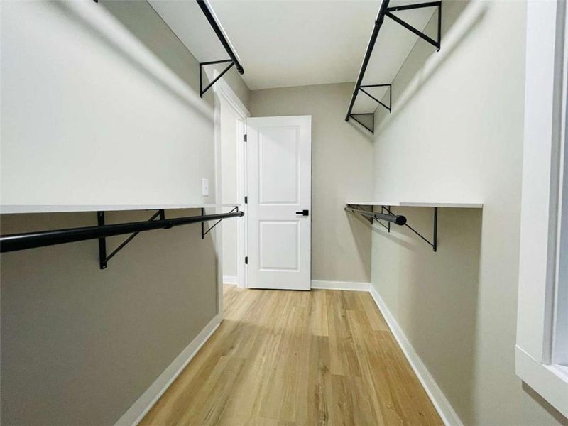 Spacious, unfurnished interior of a new home in , Hapeville (Image 13).