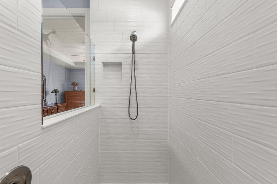 Image 40 of a home in .