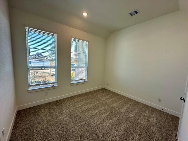 Spacious, unfurnished interior of a new home in Briarley, Montgomery (Image 34).