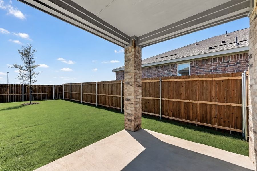 Exterior details and patio area of a home in Parks at Foster Crossing, Anna (Image 3).