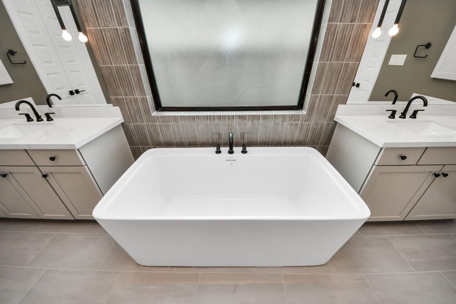 Rest easy in this modern bath.
