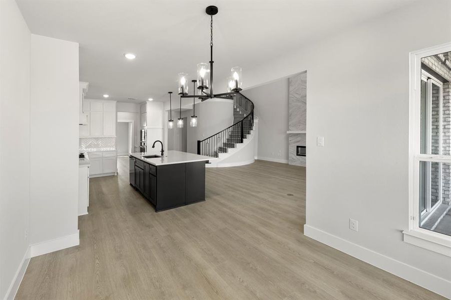 13. 13709 Riola - Dining (3)