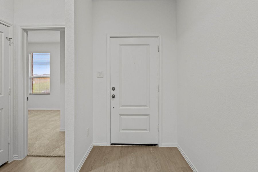 Spacious, unfurnished interior of a new home in Clayton Ranch, Copperas Cove (Image 35).