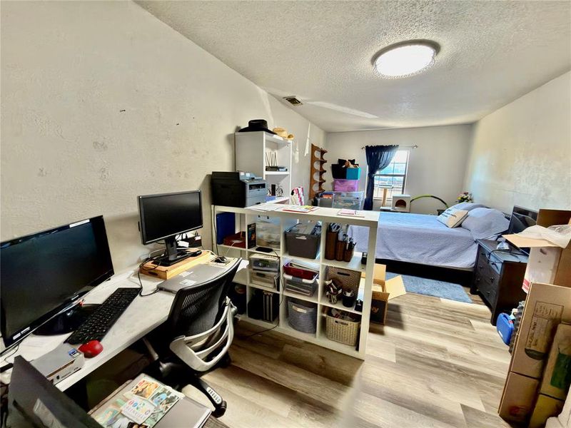Furnished interior view inside a new home in , Sumner (Image 10).
