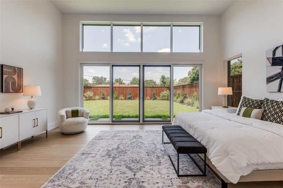 Furnished interior view inside a new home in , Dallas (Image 4).