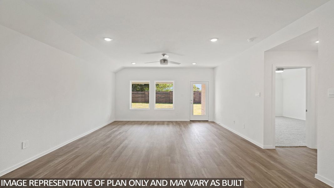 Spacious, unfurnished interior of a new home in Cypress Green, Tomball (Image 19). Spacious, unfurnished interior of a new home in Cypress Green, Tomball (Image 19).