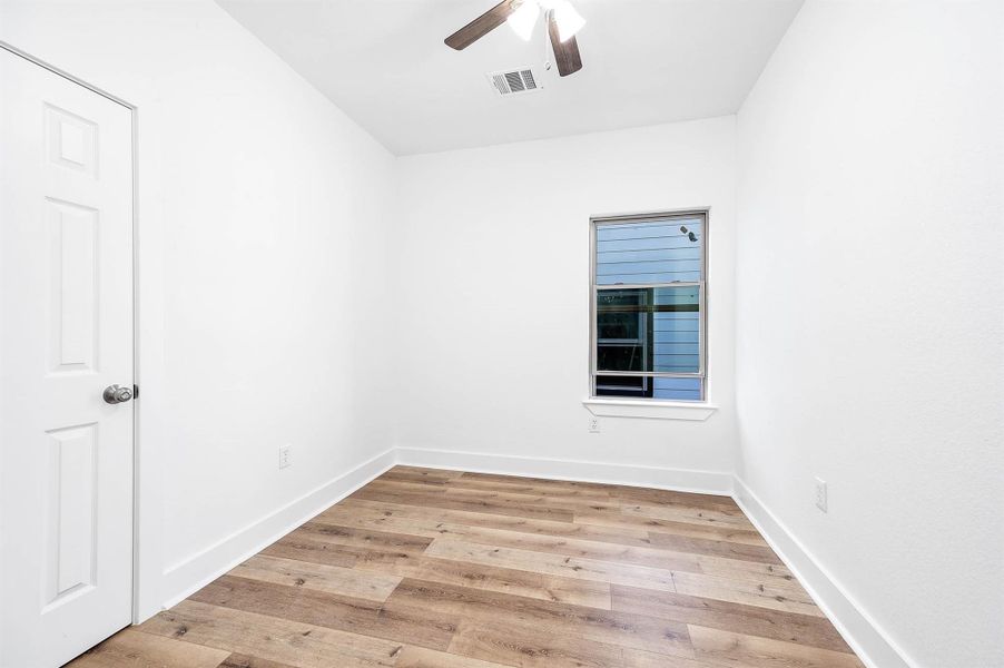 Spacious, unfurnished interior of a new home in , Montgomery (Image 12).